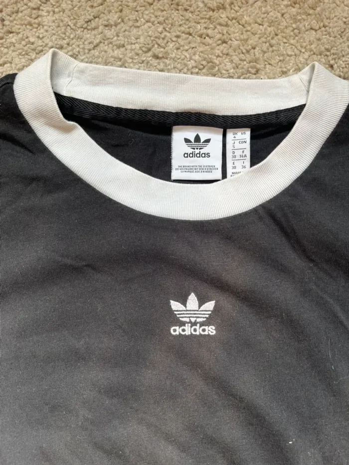 Teeshirt Adidas noir et blanc - photo numéro 2