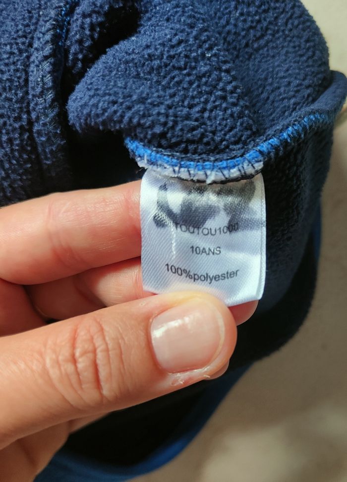 Veste polaire bleue 10 ans neuve - photo numéro 4