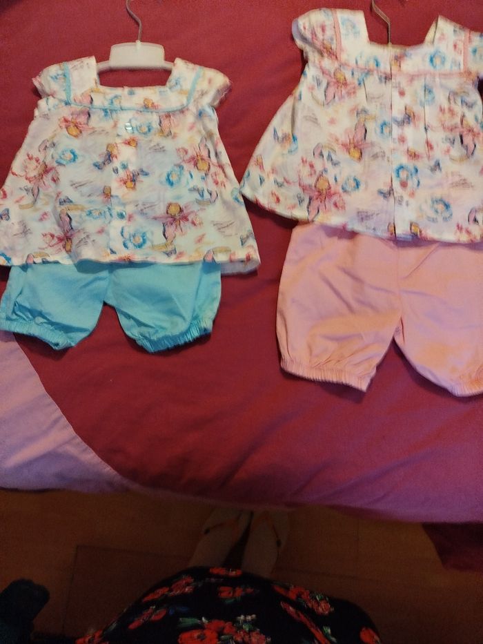 Lot de 2 robes bébés