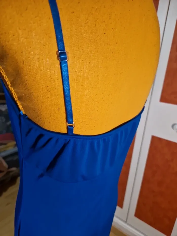 Robe mi longue - photo numéro 11