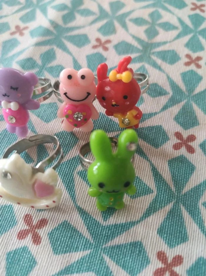 5 bagues enfant neuves - photo numéro 2