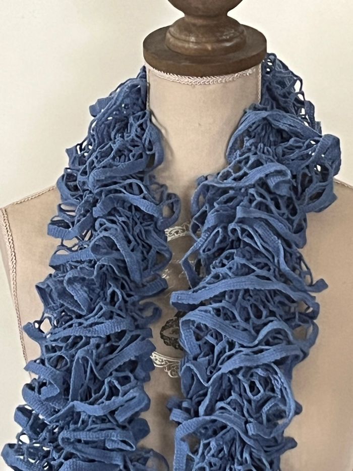 ☆☆ Écharpe 160 cm en Excellent État ☆☆ - photo numéro 2