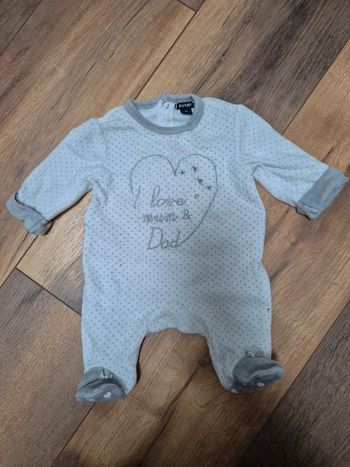 Pyjama velours kiabi 1 mois i love mum and dad