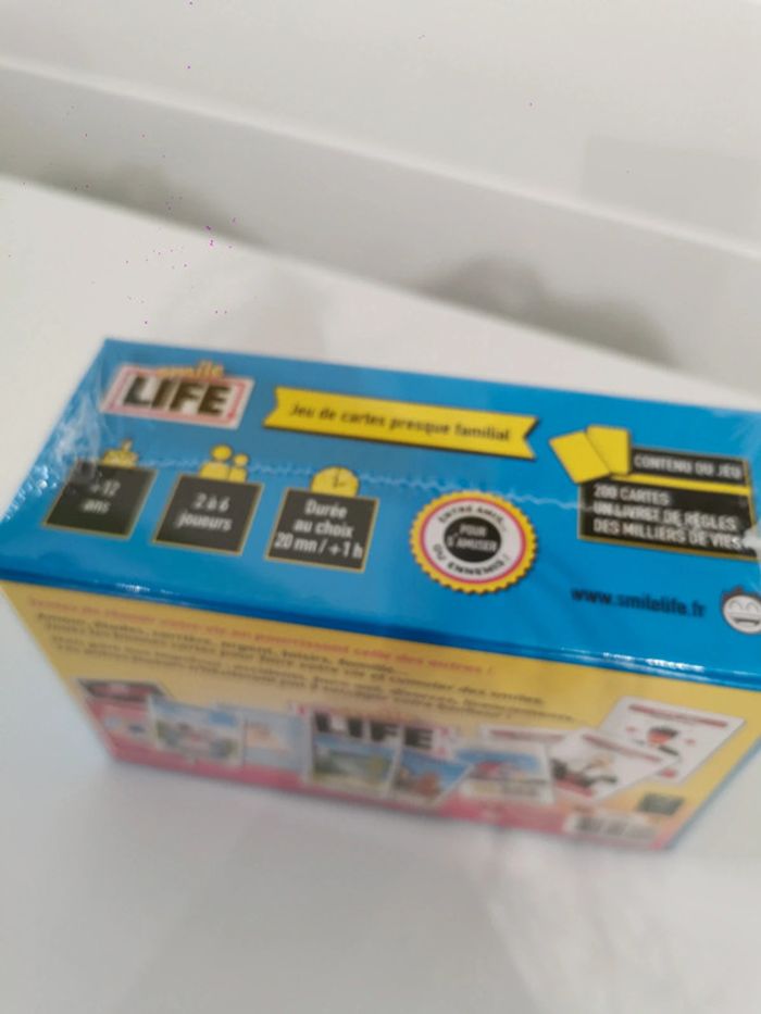 🎲 Smile Life – Jeu neuf, prix non négociable ! 😄 - photo numéro 3