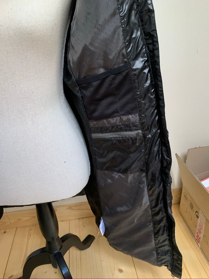 Doudoune noire mi-longue taille L-XL - photo numéro 3