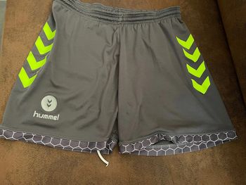 Short sport Hummel s