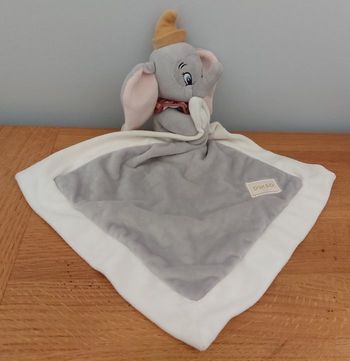 Doudou plat peluche Dumbo éléphant - Disney Baby