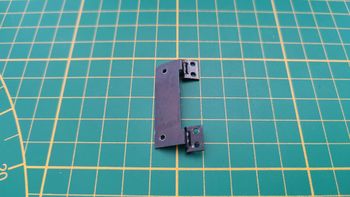 Charnière portière AV gauche 56-2 numéro 56 n°56 pièce détachée Citroën 2CV 2 CV Charleston 1/8 1:8