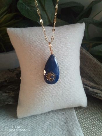 Collier pendentif pierre de lapis lazuli naturelle