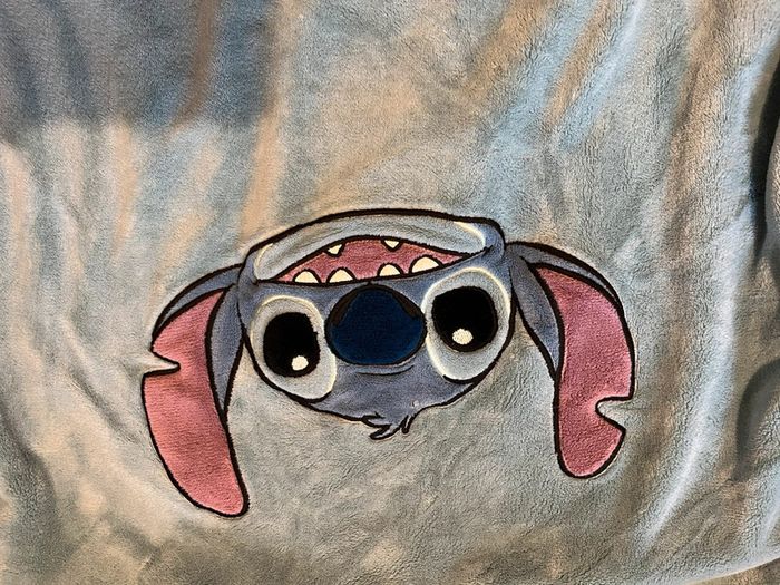 Pyjama stitch neuf Disney land - photo numéro 4