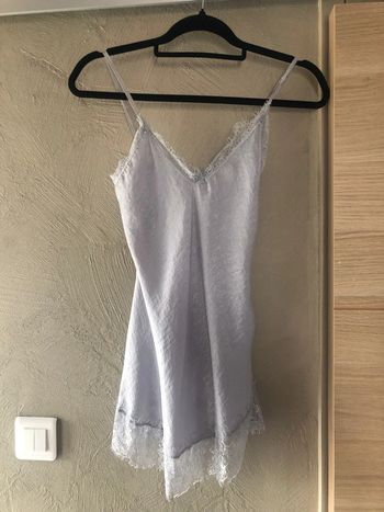 Débardeur gris dentelle taille 36 gris