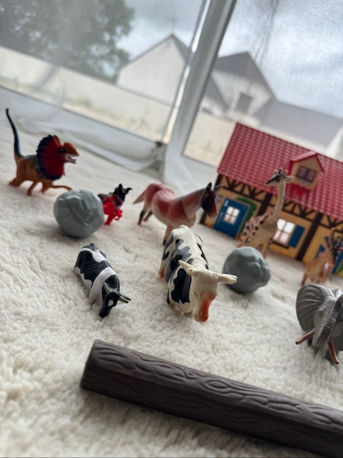 🚜 lot 31jouets animaux de la ferme + ferme + dinosaures et accessoires très bon état - photo numéro 2