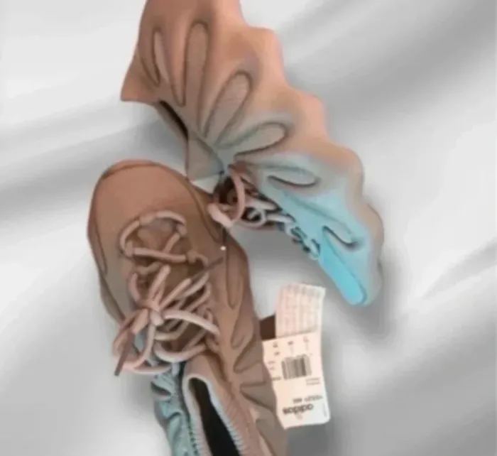 Yeezy 450 grises - photo numéro 3