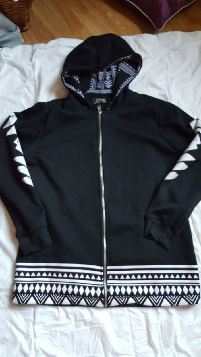 Veste sweat tribal - photo numéro 5