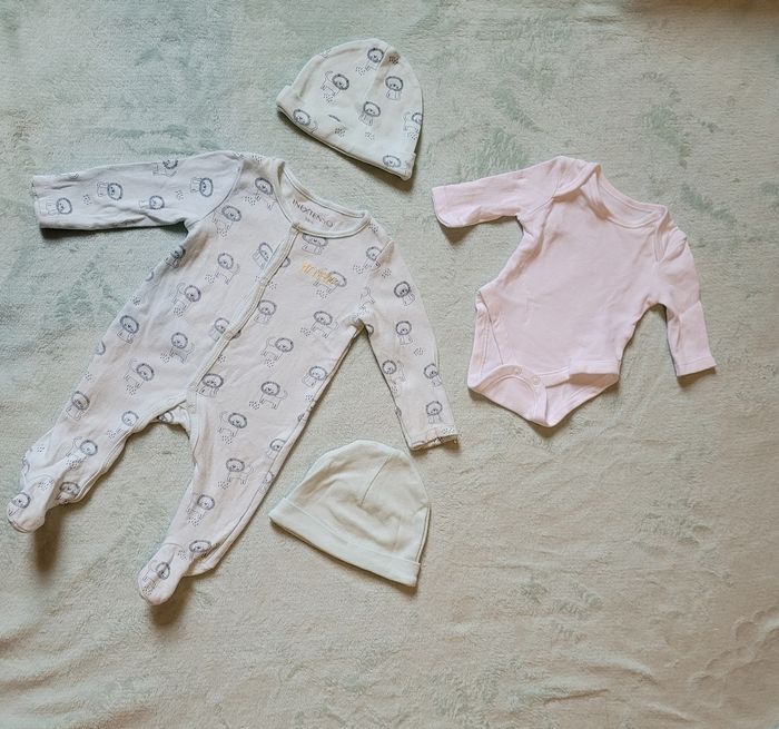Lot pyjama body et accessoires bébé garçon 1mois - photo numéro 5