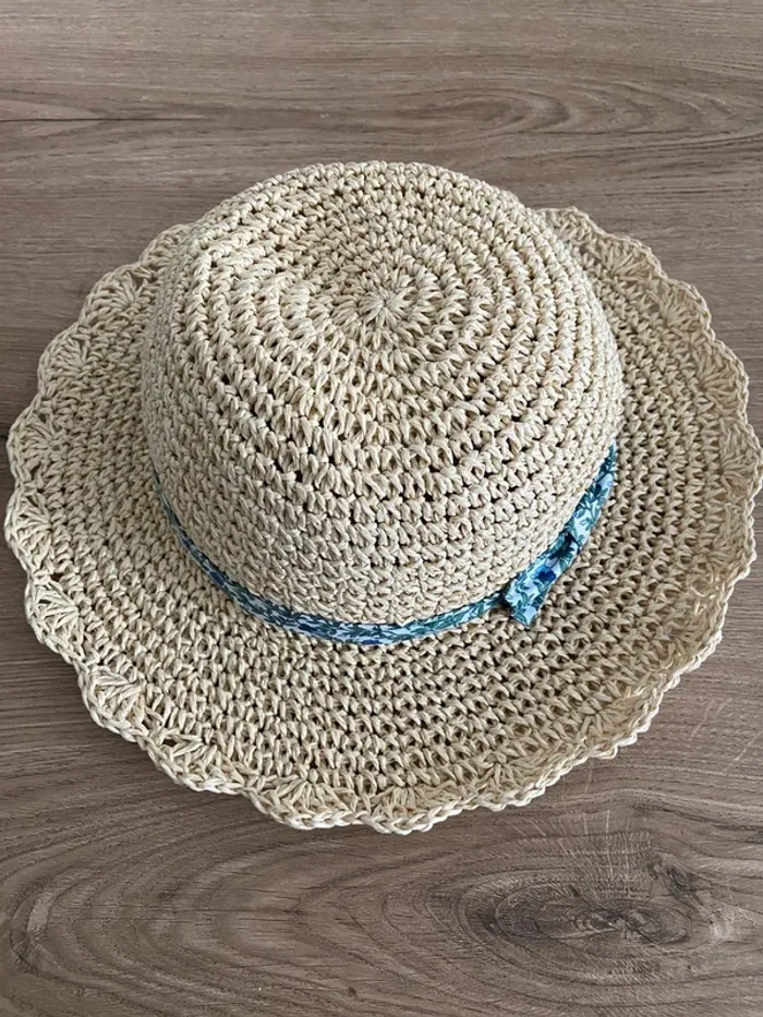 Chapeau tressé avec noeud sergent major neuf