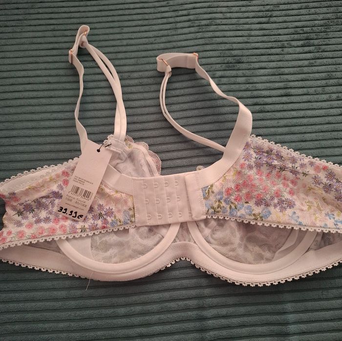 Soutien gorge Valege 100E Neuf - photo numéro 2
