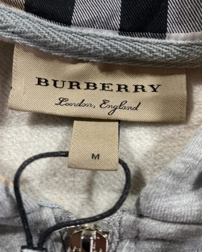 Zip burberry gris - photo numéro 4