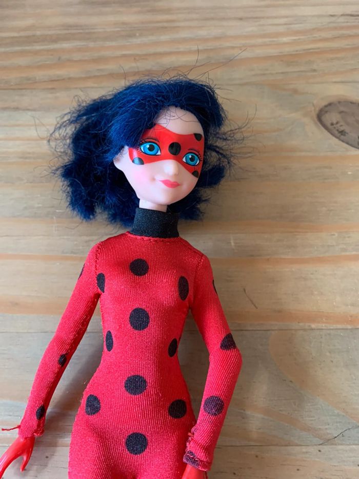 Poupée miraculous - photo numéro 3