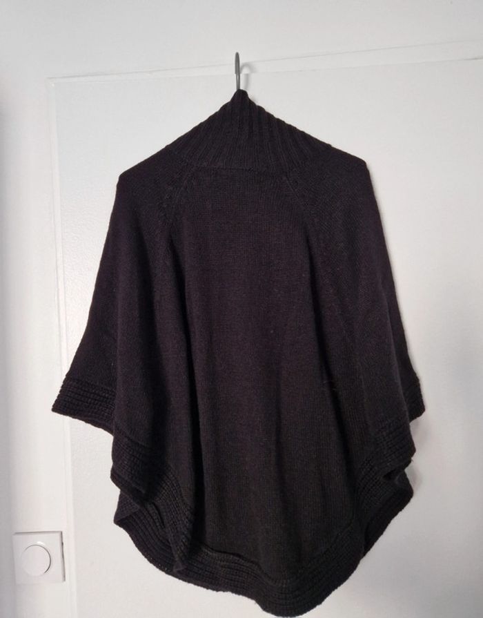 Poncho noir femme - photo numéro 2