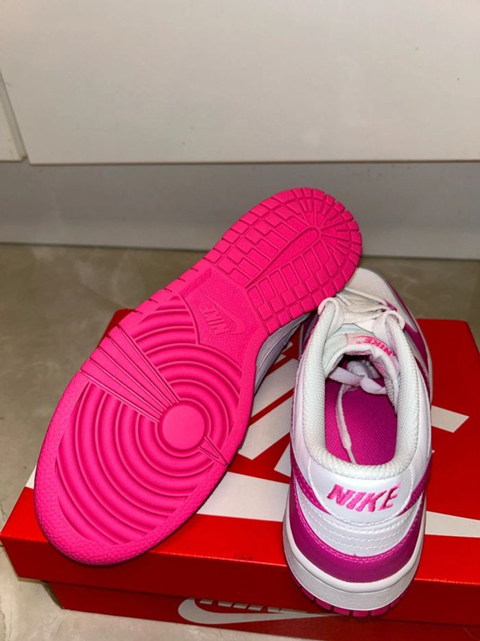 Nike Dunk low Fuchsia Laser - photo numéro 6