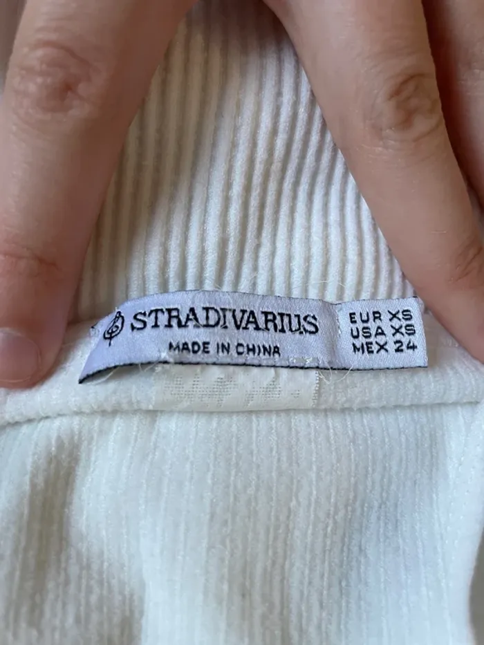 Débardeur crop top blanc Stradivarius - photo numéro 3