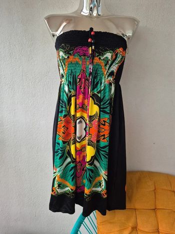 Robe sans bretelle à motif