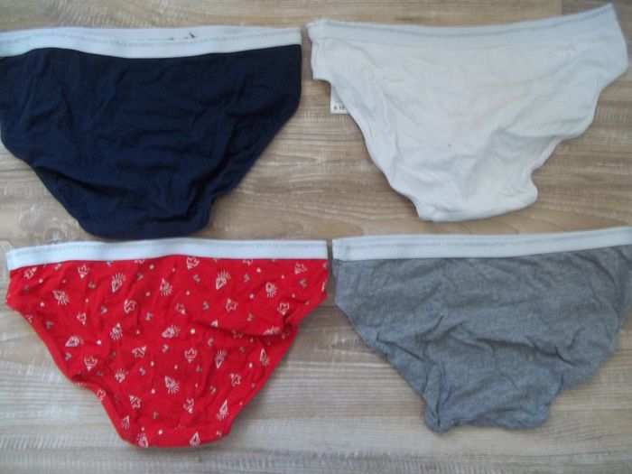 Lot 4 culottes Tex "Diamant" 8/10 ans - photo numéro 2