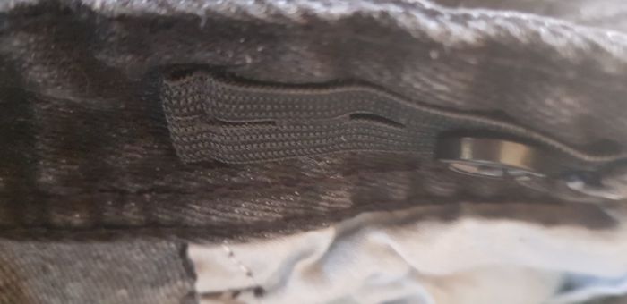 Jean taille S ou 16 ans - photo numéro 3