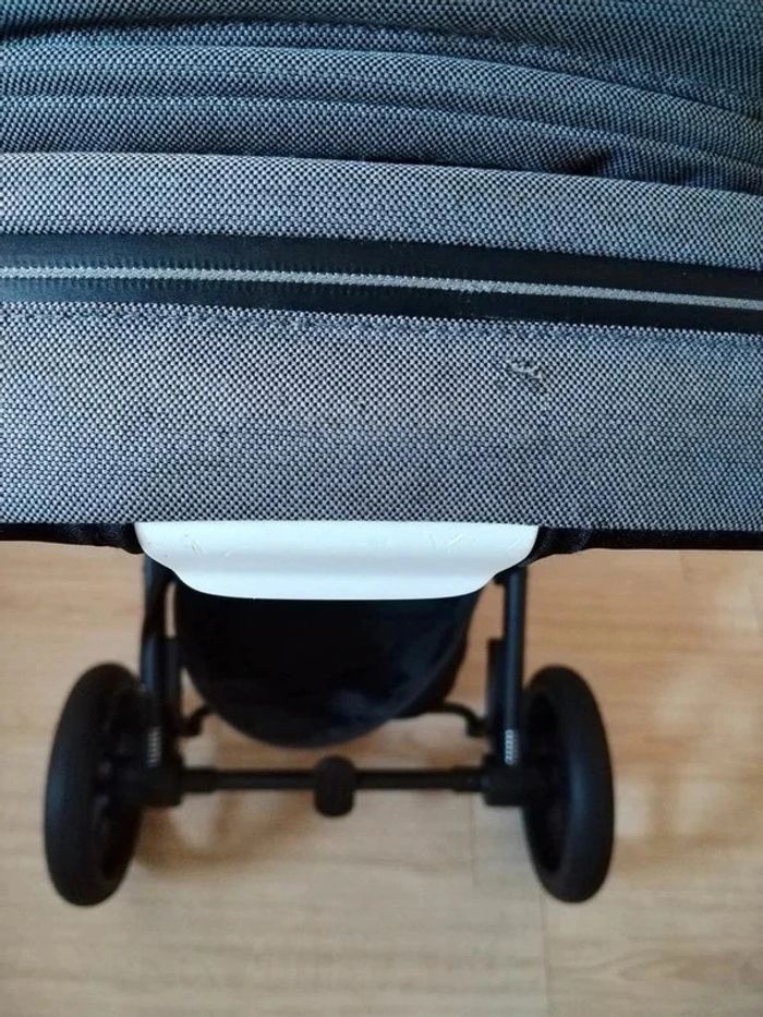 Poussette Cybex balios S lux + cosy B2 i-size + adaptateurs - photo numéro 17