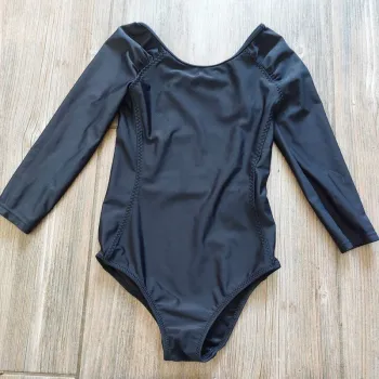 Maillot de bain 1 pièce Décathlon  manches longues noir 6 ans