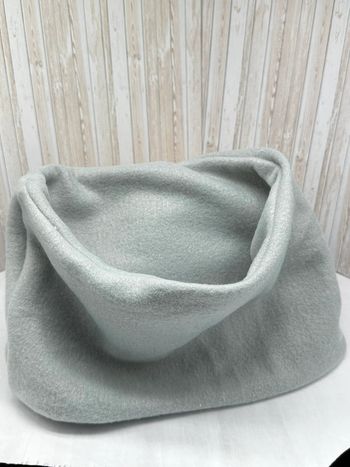 Cache cou enfant tout polaire en gris clair 6/8 ans