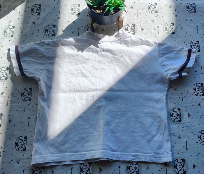 Lot de tee-shirt taille 2/4 ans - photo numéro 4