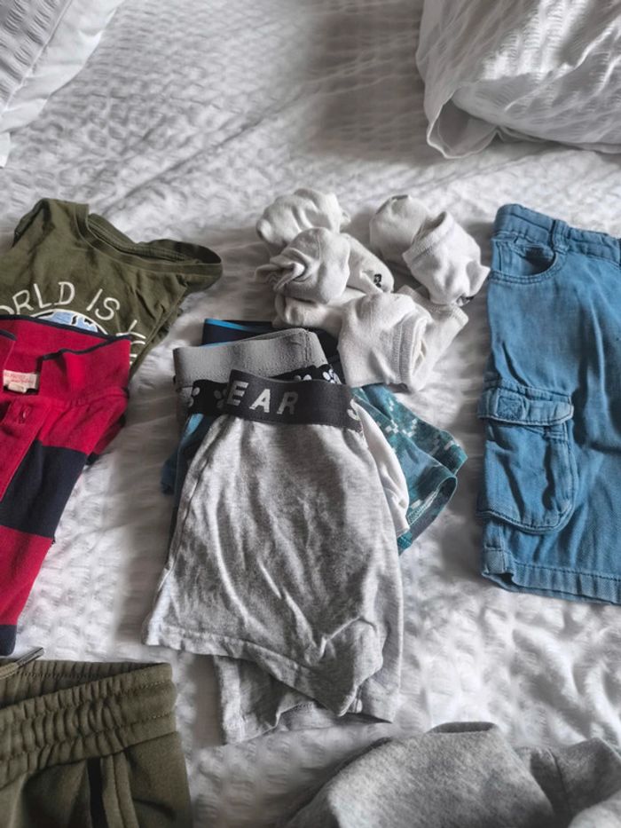Lot vêtements automne hiver garçon 5 ans - photo numéro 11