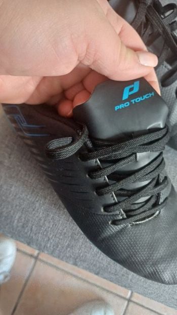 Chaussures de foot garçon