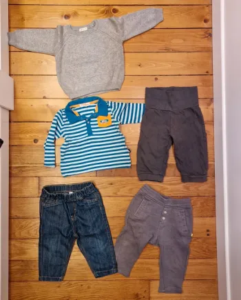 Lot de vêtements bébé 9 mois