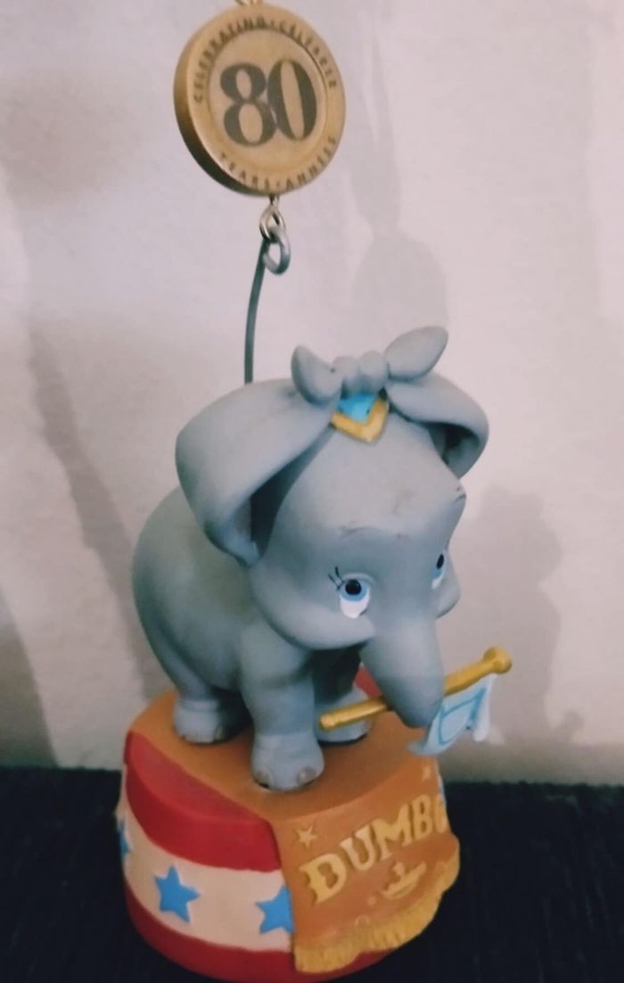 Ornement figurine Dumbo Disney 80 ans