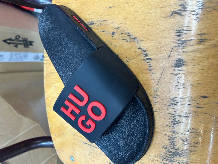 Sandales claquettes Hugo Boss noir 43 - photo numéro 2