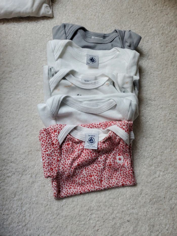 Lot de 5 bodies Petit Bateau