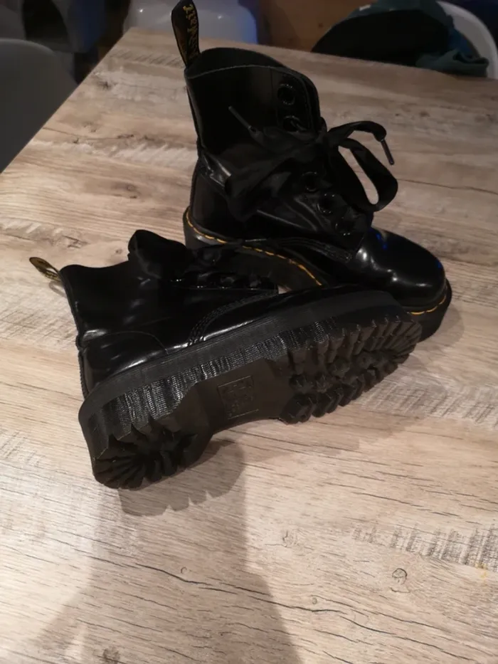 Dr martens molly noir plate-forme femme pointure 37 - photo numéro 4
