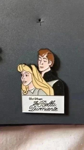 Pin's La belle au bois dormant