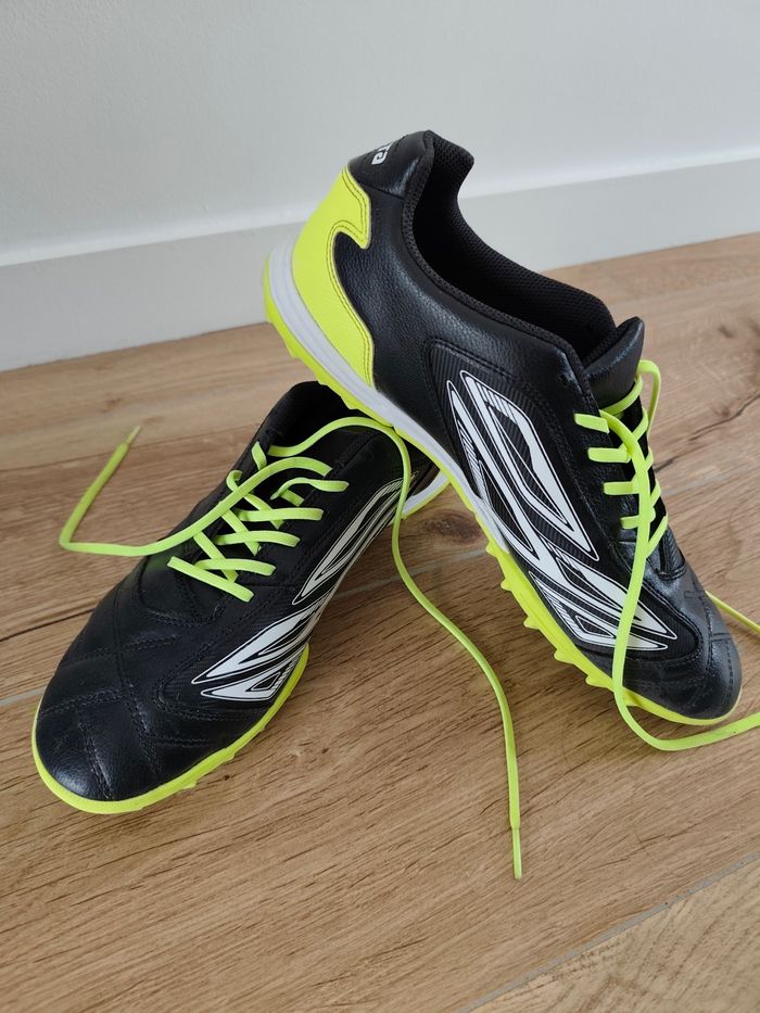Chaussures soccer kipsta decathlon homme 47