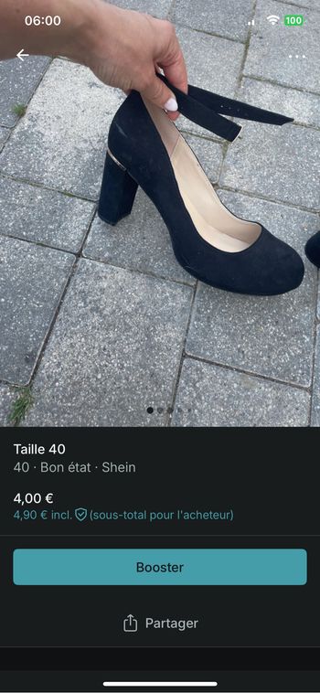 Vends chaussures avec une petite griffure