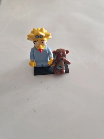 Figurine lego série s , Maggie Simpsons