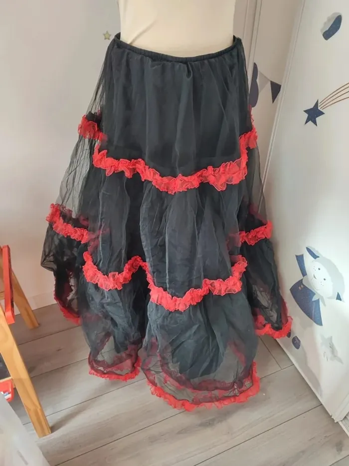 Jupe jupon sinister taille M