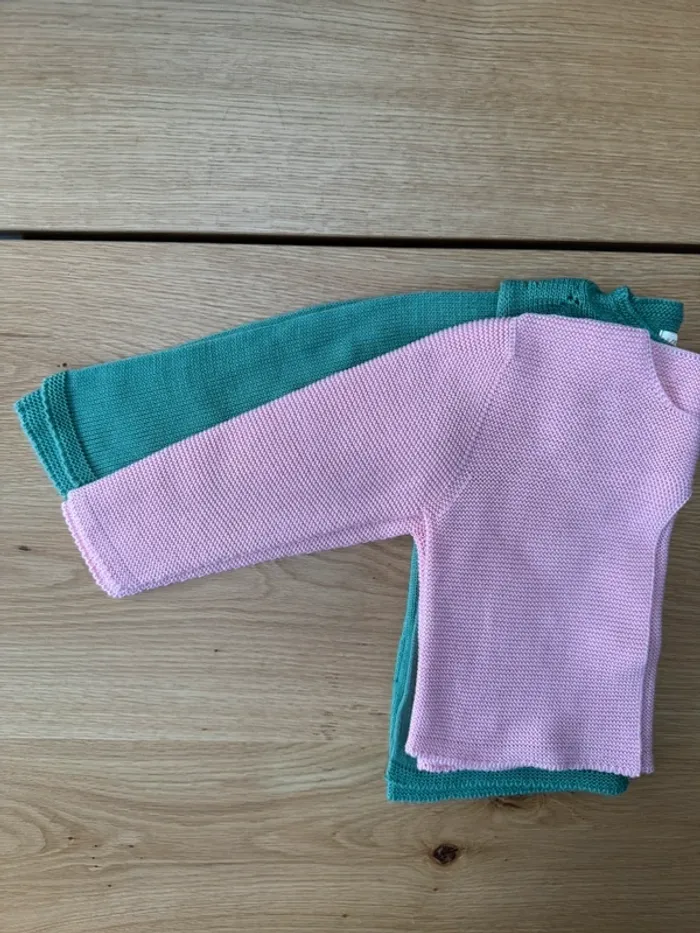 Gilet vert large col ajouré Neuf - Taille 3 Ans - photo numéro 13