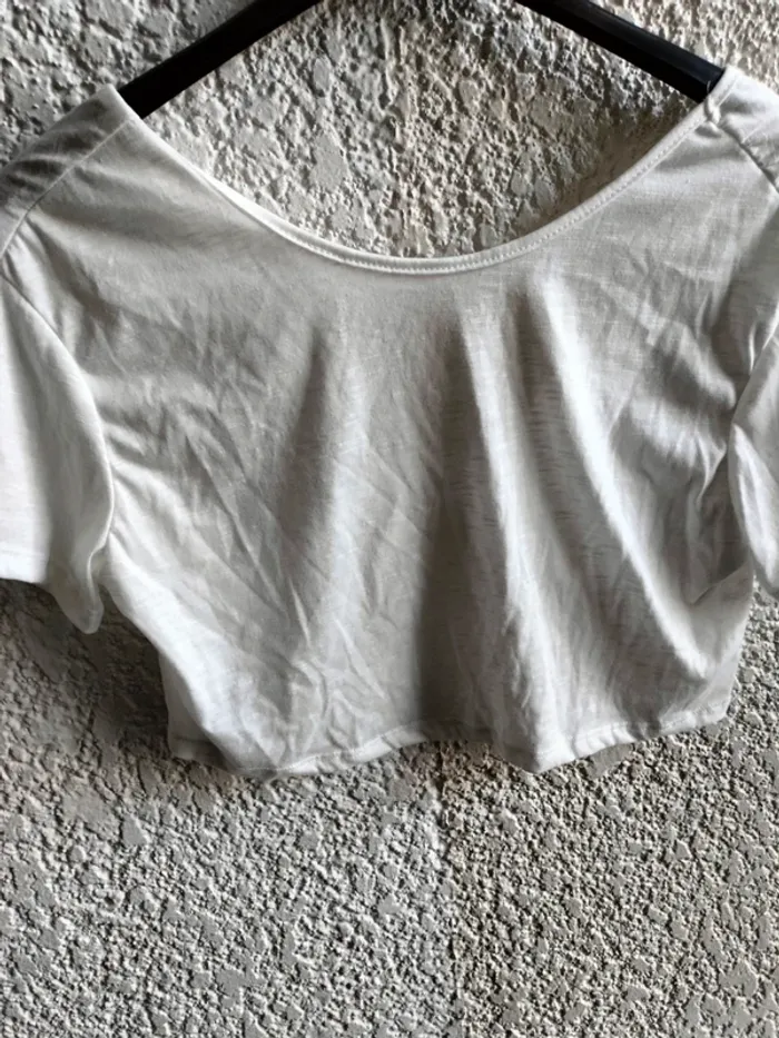 Top court crème nouée à l'arrière taille 36/ 38 - photo numéro 7