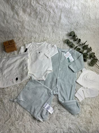 Ensemble 6 pièces vertbaudet taille 6 mois