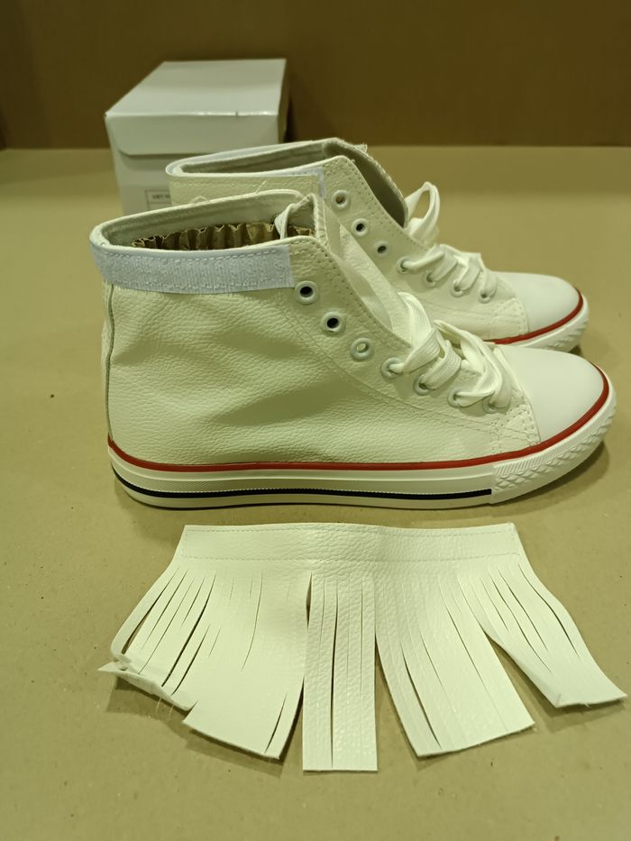 Baskets taille 38 - photo numéro 6