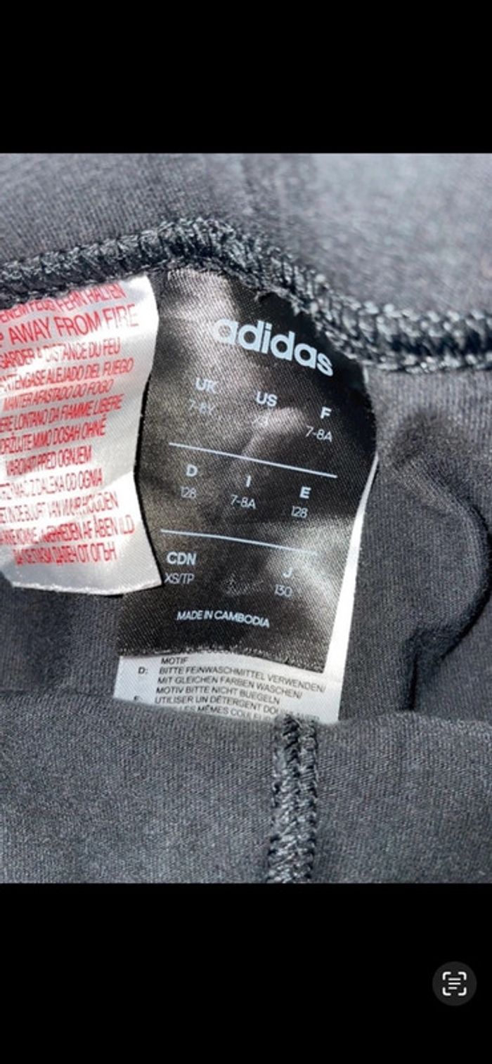 Leeging Adidas taille 7/8 ans - photo numéro 2
